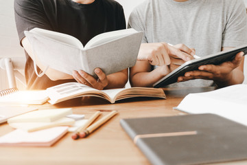 小学英语四年级下册科普Lesson 10的教案设计