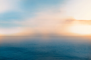 形容全力以赴的成语